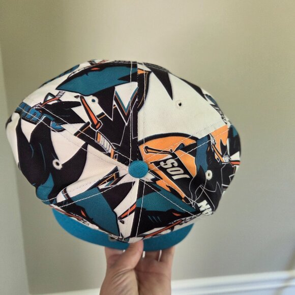 San Jose Sharks New Era 47 Graphic Print Snapback - Picture 5 of 8
